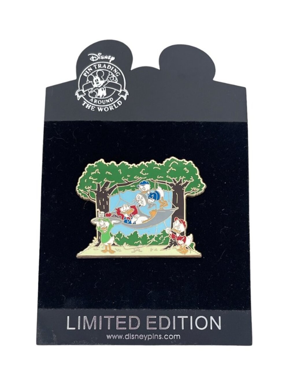 Disney Store 2011 Labor Day Donald Duck Nephews Huey Dewey Louie Limited Pin